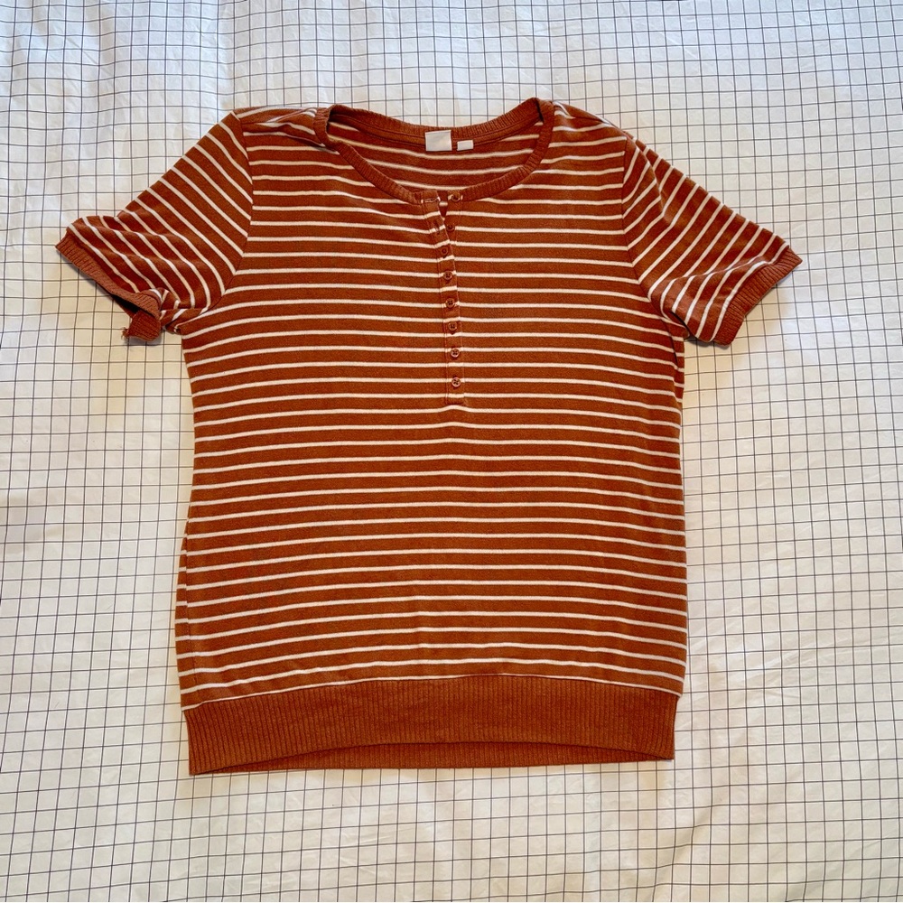 Striped Brown Women’s Henley-Style Gap Short-Sleeve Shirt Size Medium